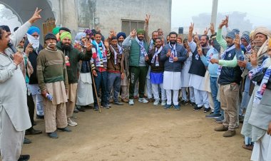 कांग्रेस से खफा आम लोग ही नहीं बल्कि पंचायतें भी हो रही आप में शामिल