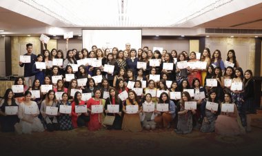 Why Choose SS Makeup Academy to Be A Celebrity Makeup Artist.