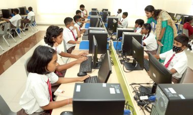 Mobile Phones and Students: The situation every parent should understand