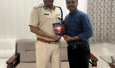 Biography of Three time world record holder Manish Jha - The view from where i stand