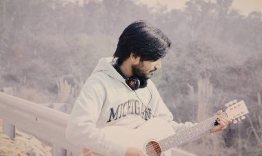 Viqsit: The Voice of Vision and Devotion